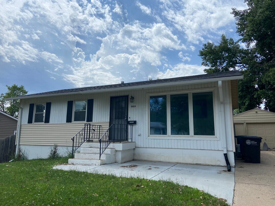 3314 S 122nd St, Omaha, NE 68144 House Rental in Omaha, NE