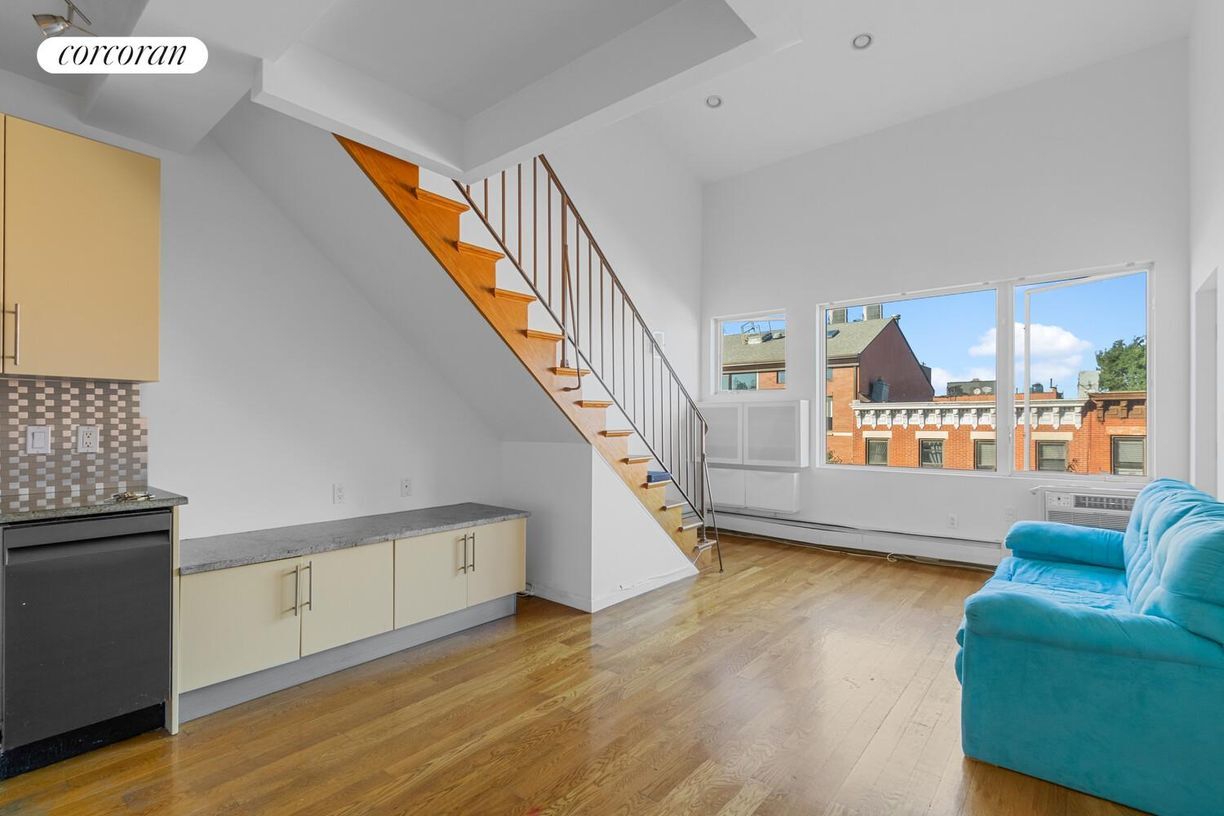 Foto principal - 230 16th St