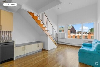 Building Photo - 230 16th St