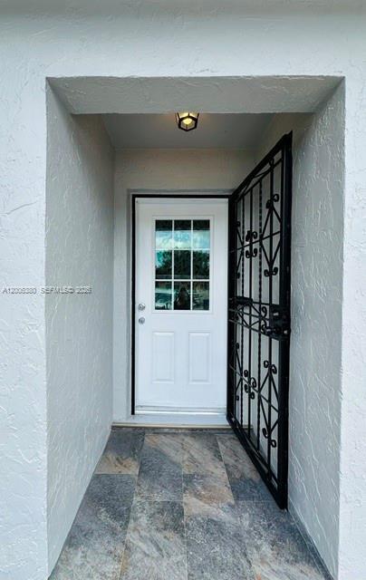 Foto del edificio - 3929 NW 207 St Rd