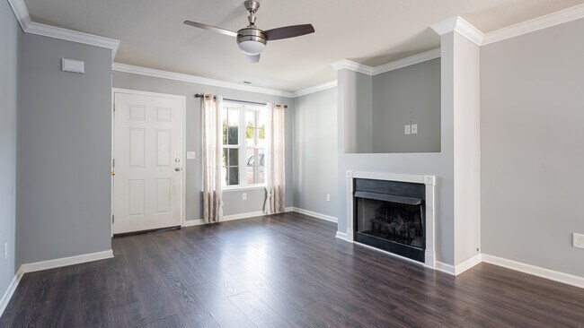 Building Photo - 130 Lanceford Cir