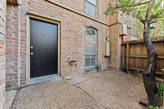 Building Photo - 4627 Wild Indigo St