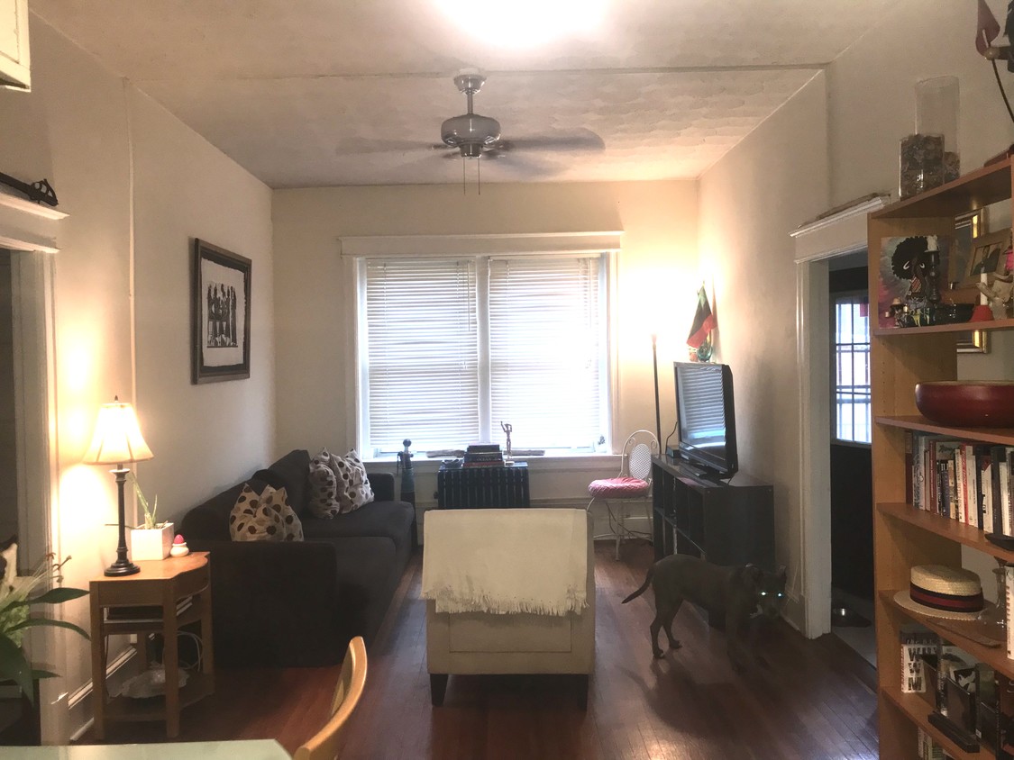 Living Room - 1833 S St NW