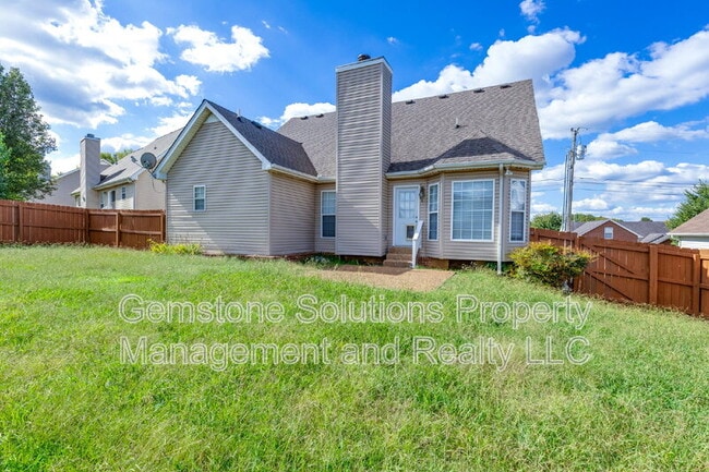 Foto del edificio - 3011 Baker Way