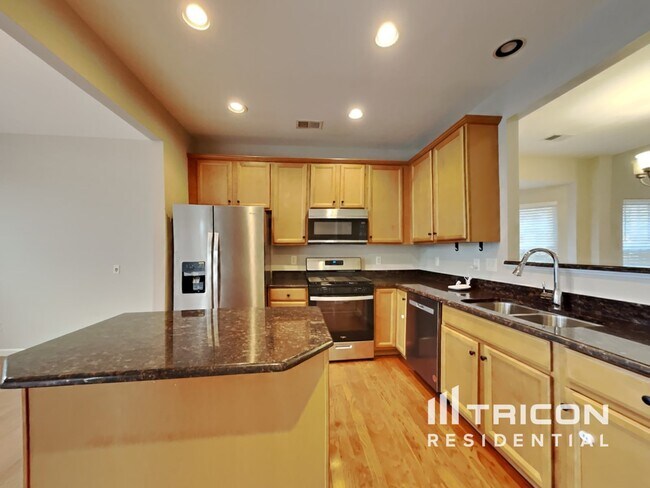 Building Photo - 2513 Hester Ct
