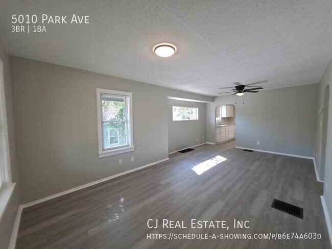 Building Photo - 5010 Park Ave