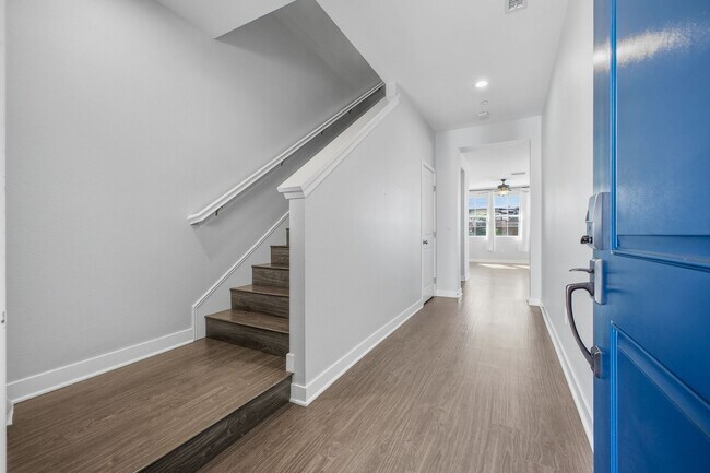 Building Photo - Glendora