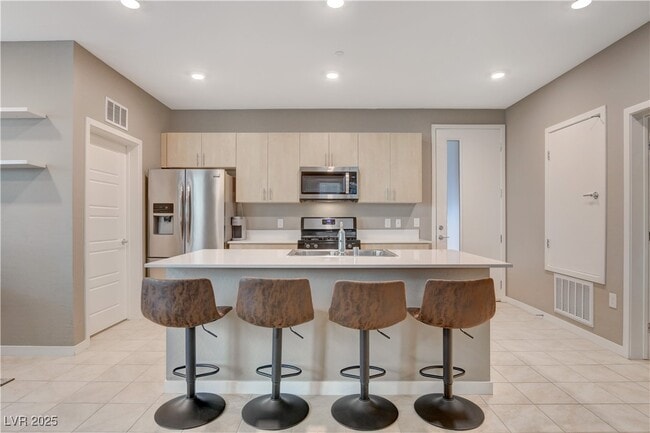 Foto del edificio - 11238 Essence Point Ave