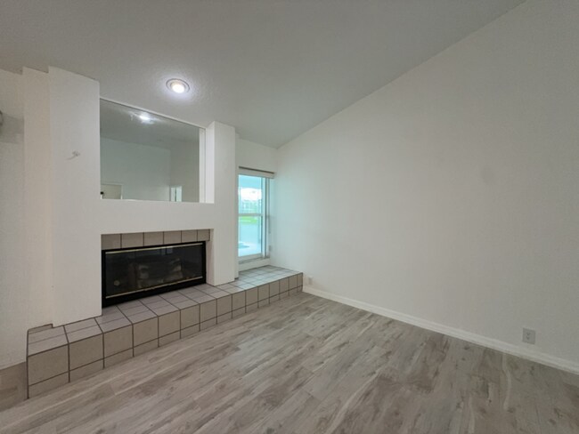Foto del edificio - 13642 Dunwoody Ct