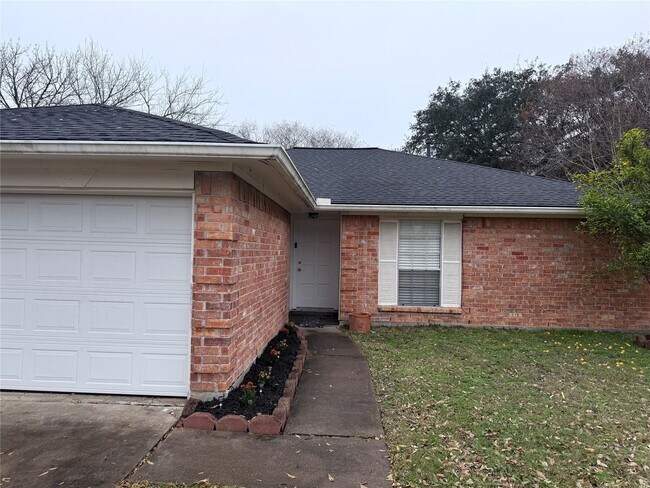 Building Photo - 1418 Silver Morning Dr