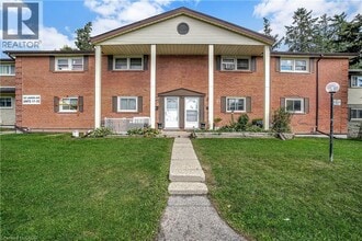 Building Photo - 162 Jansen Ave