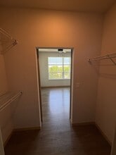 Interior Photo - Mira