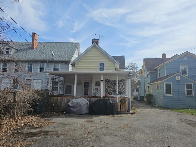 Building Photo - 9 Rowley St