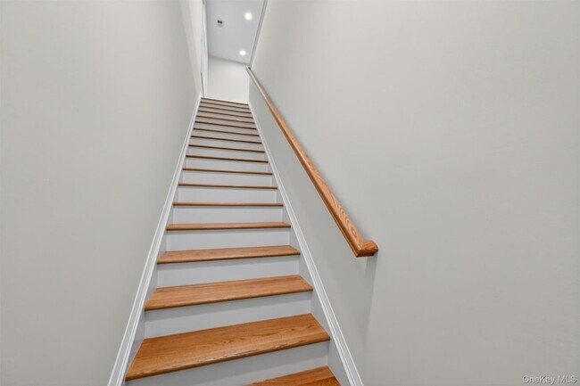 Foto del edificio - 19 Welling Pl