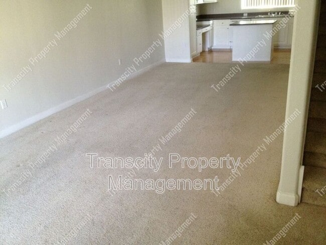 Photo - 4455 E Paradise Vlg Pkwy S House