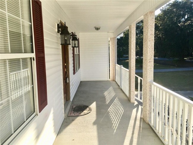 Building Photo - 105 Sutherland Dr