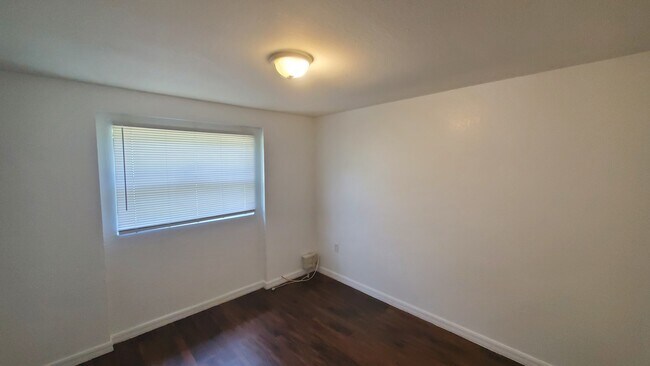 Foto del edificio - 9408 Grandfield Rd