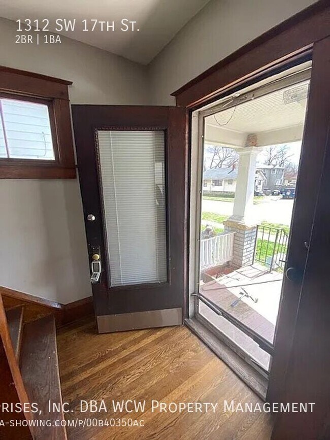 Foto del edificio - 1312 SW 17th St