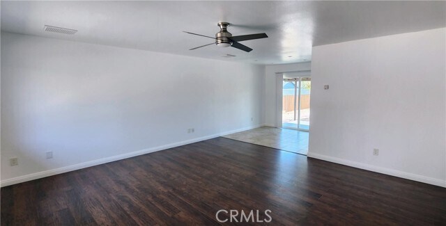 Foto del edificio - 61759 Oleander Dr