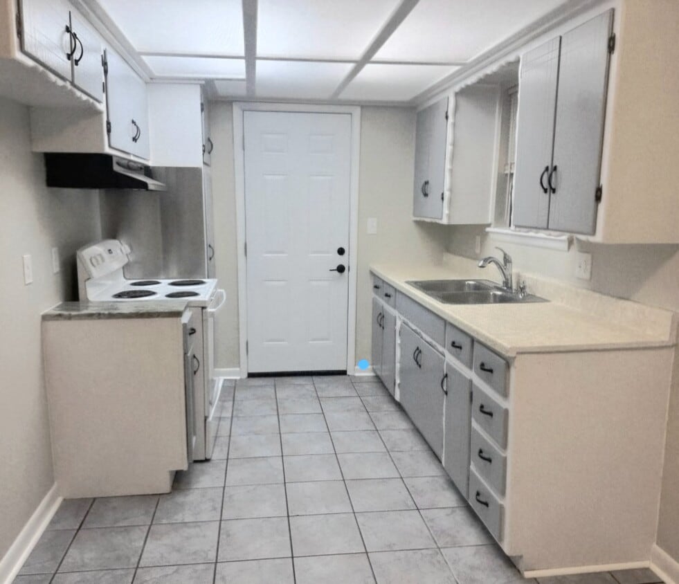 Foto del edificio - 777 NW 1st St