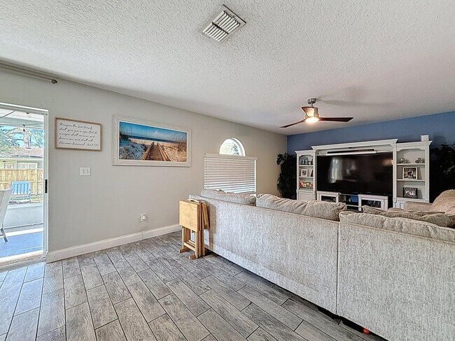 Foto del edificio - 1516 SW Abingdon Ave