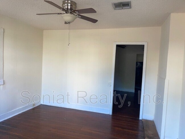 Foto del edificio - 4326 Annunciation St