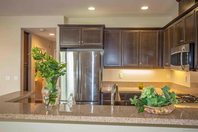 Building Photo - 10651 Village Haven Trail