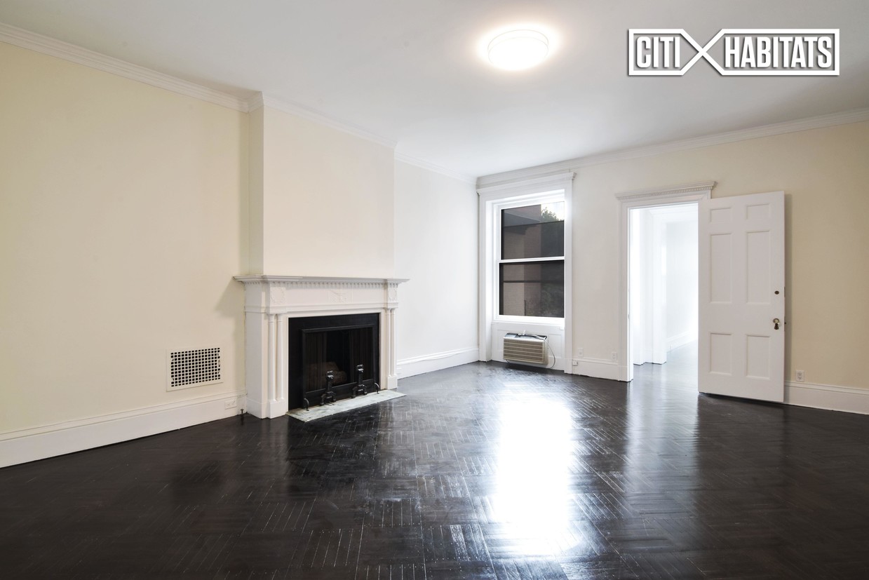 Building Photo - 32 Remsen St