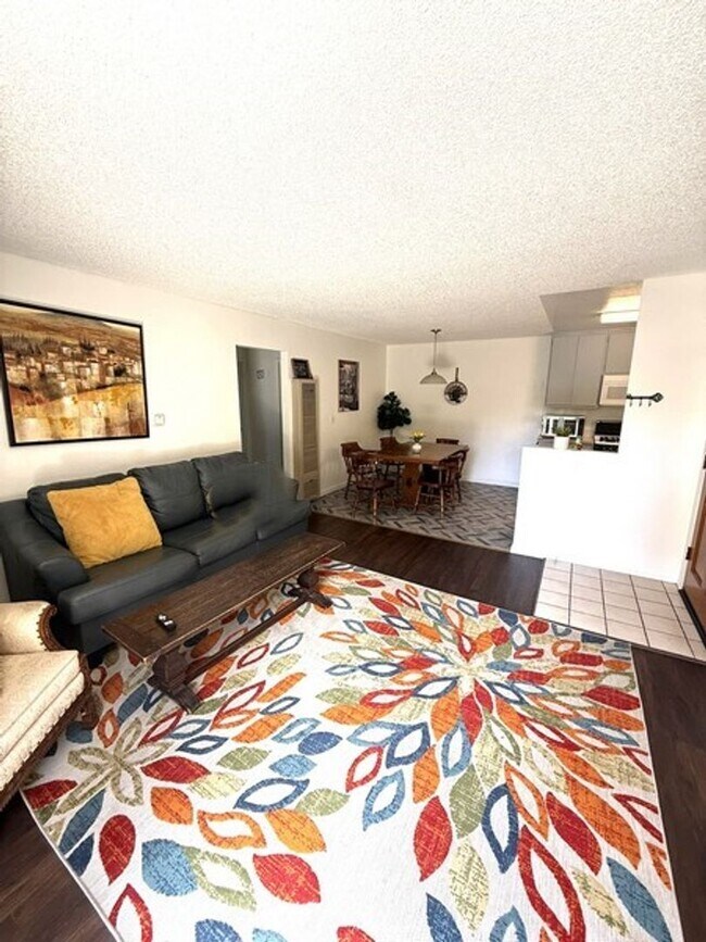 Foto del edificio - Gorgeous Quail Meadow Condo 2 bedroom / 1.5 bath
