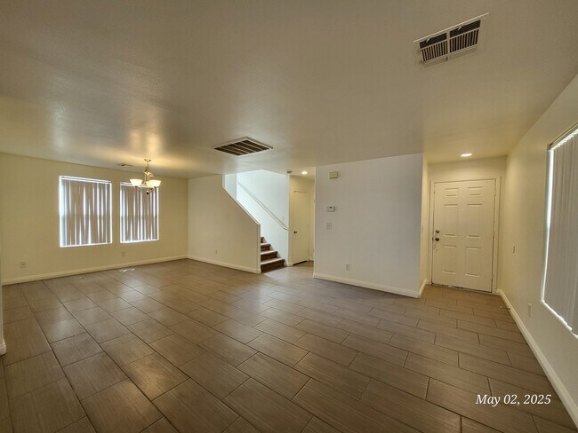 Building Photo - 6764 Grandview Ridge Ave