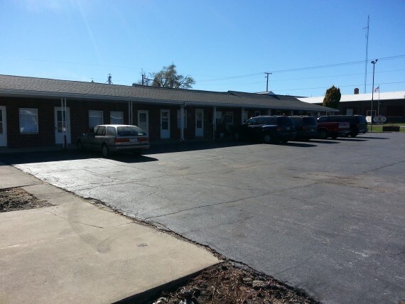 Building Photo - 325 N Warpole St