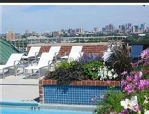 Foto del edificio - 15 North Beacon St