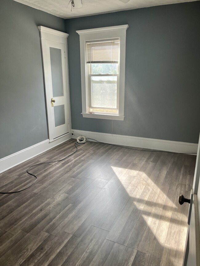 Building Photo - 83 Nash Rd Building Photo - 83 Nash Rd