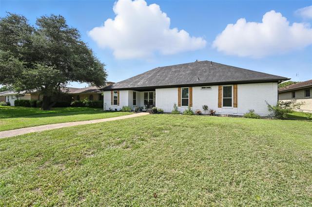 Building Photo - 7021 Thornwood Dr