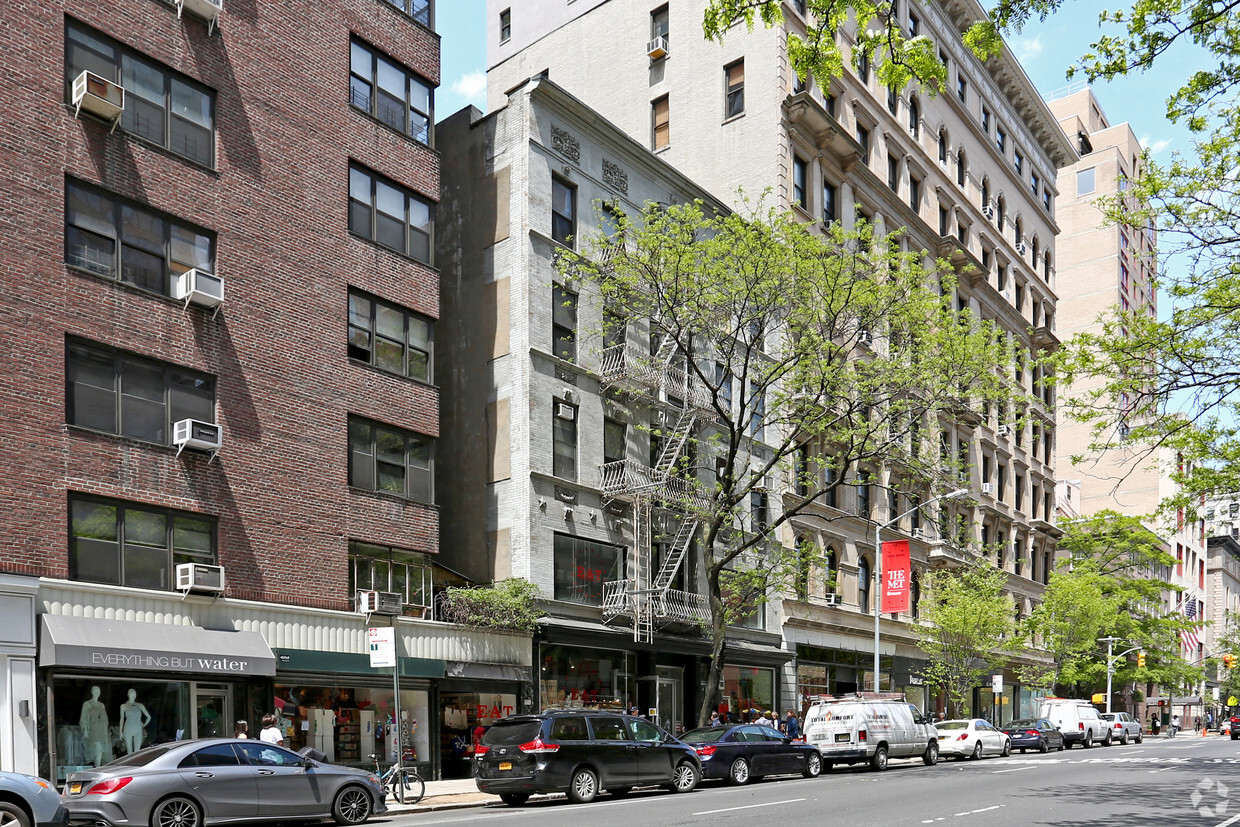 Building Exterior - 1064-1066 Madison Ave