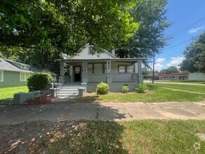 Building Photo - 502 3rd Ave