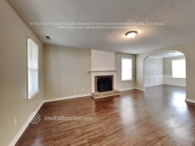 Foto del edificio - 526 Crossview Ln