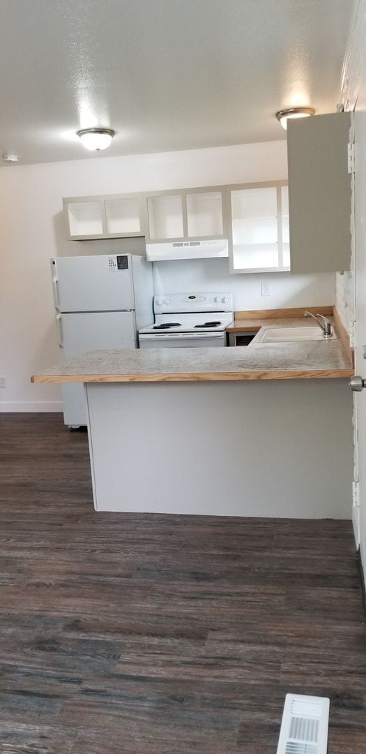 Building Photo - 761 W 600 S