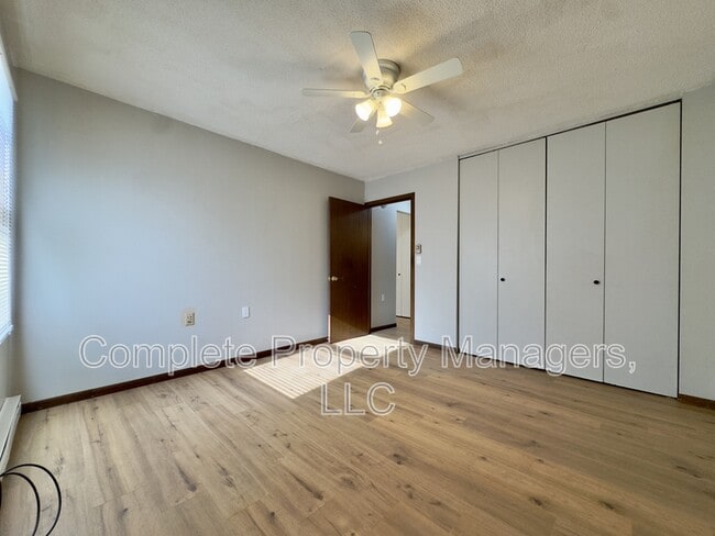 Foto del edificio - 208 Franke St