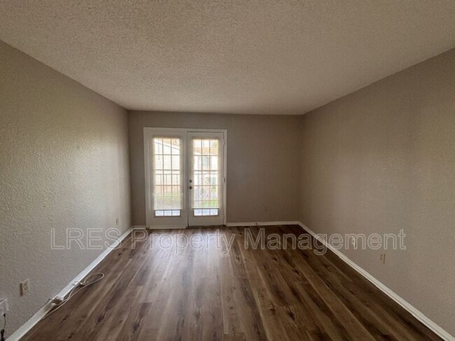 Foto del edificio - 2550 N Alafaya Trail