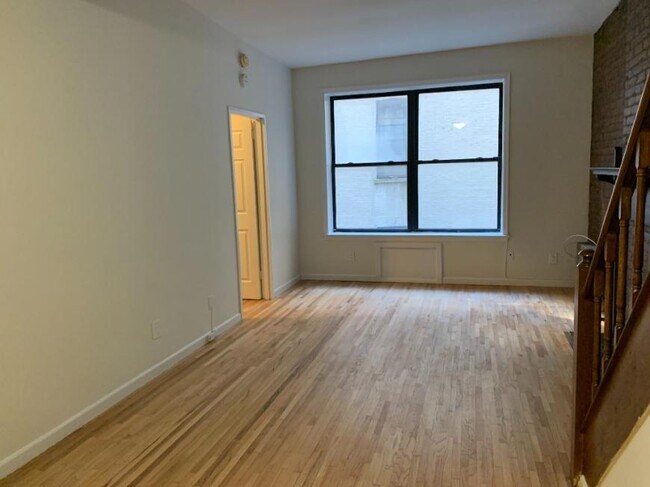 Building Photo - 2 bedroom in New York NY 10024