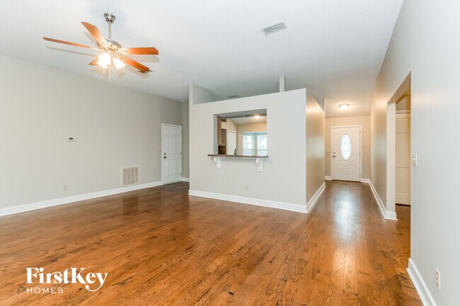 Foto del edificio - 8557 Granpaw Ct