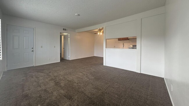 Foto del edificio - Cozy 1 Bedroom, 1 Bathroom Condo in Colton!!