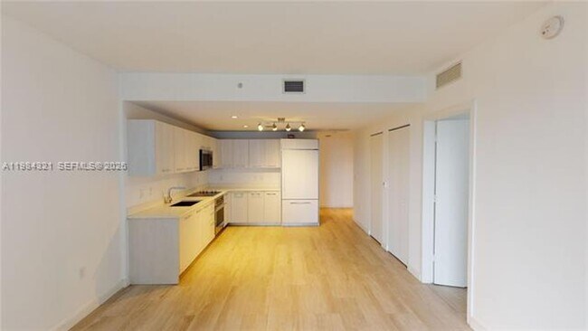 Foto del edificio - 55 SW 9th St