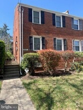 Building Photo - 5024 12th St NE
