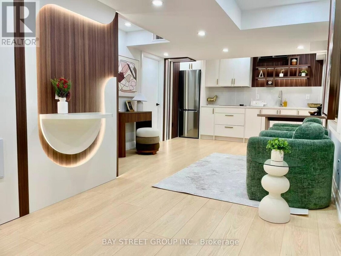 Primary Photo - 160 William Booth Ave