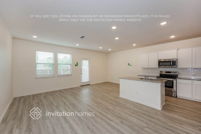 Building Photo - 763 Bonnet Trl