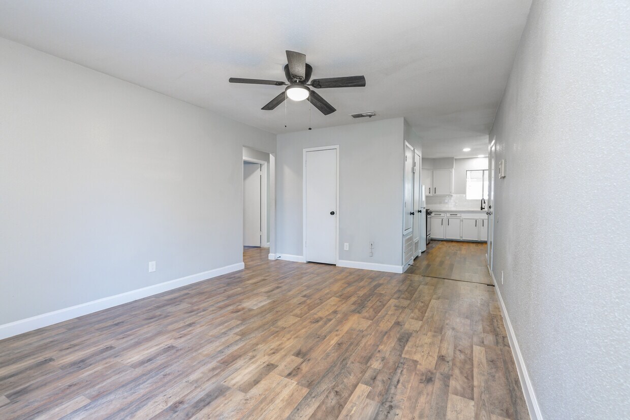 4823 Hannas Reef Dr, Bacliff, TX 77518 House Rental in Bacliff, TX