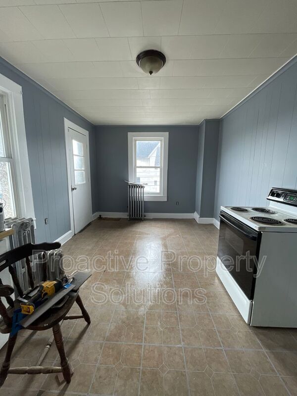 Building Photo - 502-504 St Frances Cabrini Ave