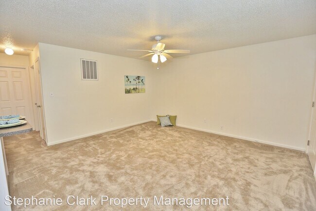 Building Photo - 2 br, 1 bath House - 4416-A Dunning Road